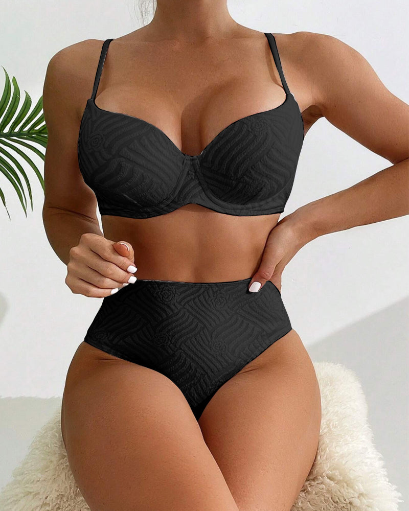 Léa™ – Éclat de Courbes