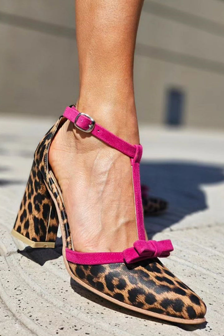 Leontina | Gröna leopardmönstrade sandaler med färgaccent