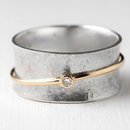 Vintage Silverring med Guldfärgad Linje och Zirkoner