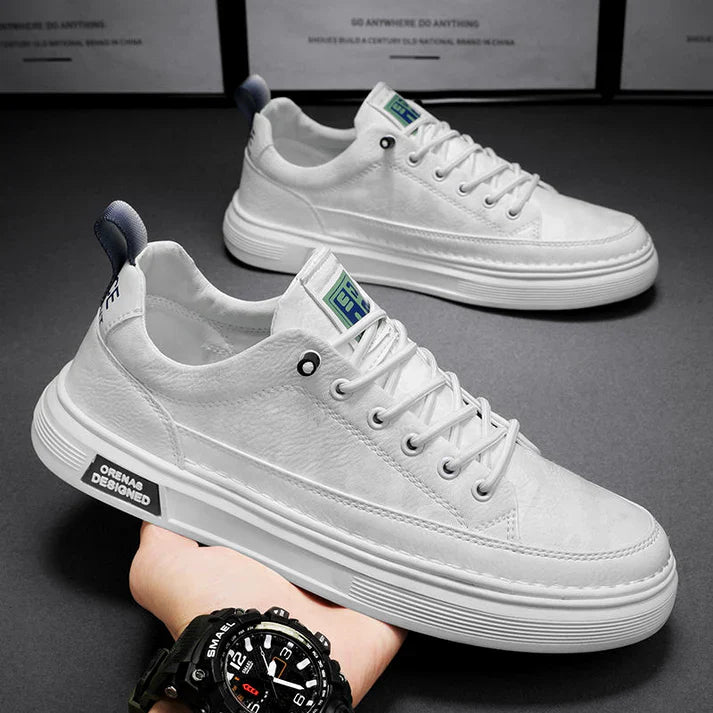 Casual sneakers