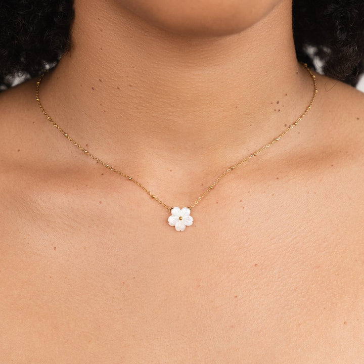 Storslagen Blomma Halsband